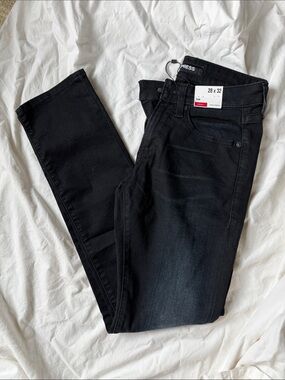 New Express Men’s 28x32 black jeans